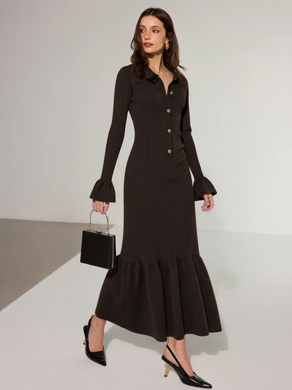 Commense Mermaid Hem Collared Knit Maxi Dress in Dark Brown size Large. NWT